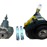 Личинка двери + личинка замка зажигания с антенной K5 CERATO CEED 2018+ 